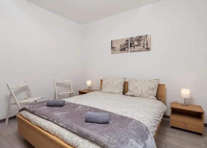 Apartment In With Wifi