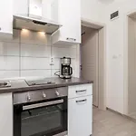 2 Bedroom Cozy In *