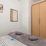 2 Bedroom Cozy In Апартаменты *