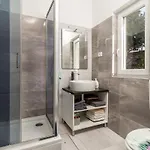 2 Bedroom Cozy In Апартаменты